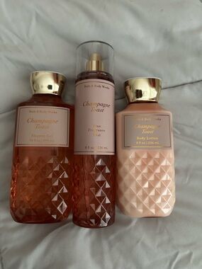 Bath & Body Works Champagne Toast scent Bath & Body Set - Pink and Gold